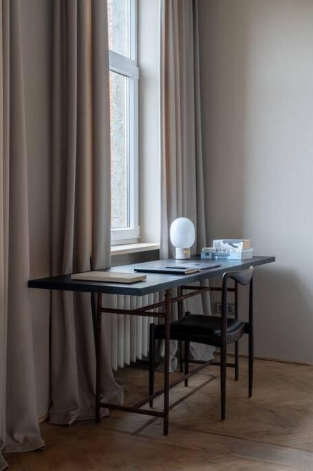 Authentic 1 Bd Old Town Apartment By Hostlovers Kaunas Kültér fotó